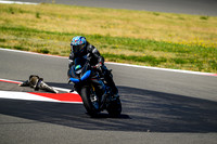 TRIUMPH_BLACK