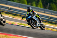 KAWI_BLACK_PAT