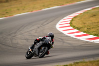 R6_BLACK