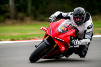 DUC_RED_WHITE
