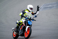 KTM_DUKE_WHITE