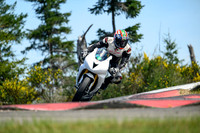 TRIUMPH_WHITE