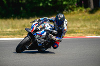 BMW_AGV