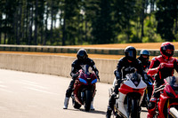 KAWI_MAROON