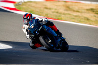 R9_BLACK