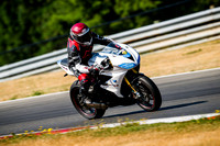 TRIUMPH_WHITE_REGULAR