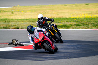 DUC_RED_WHITE