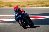 KAWI_BLACKRED