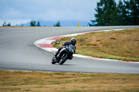 KAWI_BLACK_TRACK