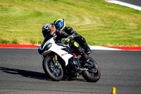 TRIUMPH_WHITE