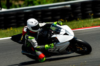 BMW_WHITE_TRACK