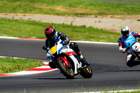 R1_WHITE