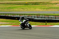 KAWI_WHITE_NEKKID