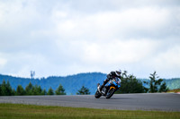 KAWI_ORANGE_FENDER