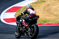 R6_BLACK