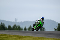 KAWI_GREEN_WHITE