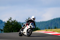 DUC_WHT_WHT