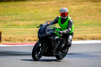 KAWI_BLACK_TRACK_SHOEI