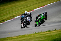 KAWI_GREEN_RED_SHOEI