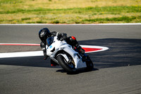 R6_WHITE